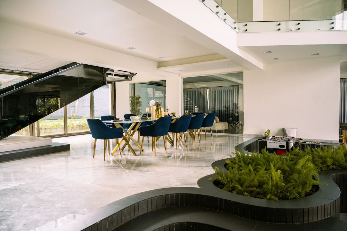 5 BHK Luxury Villa Pawna w/ Infinity Pool, Turf